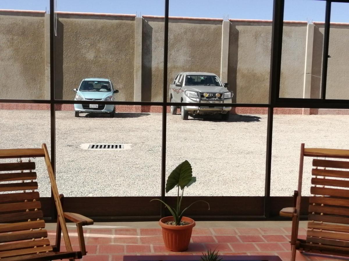 Hotel Cesare Uyuni Exterior photo